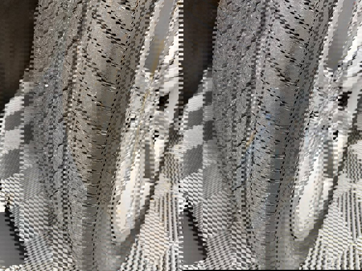 Used 2016 Chevrolet Suburban LTZ image 36