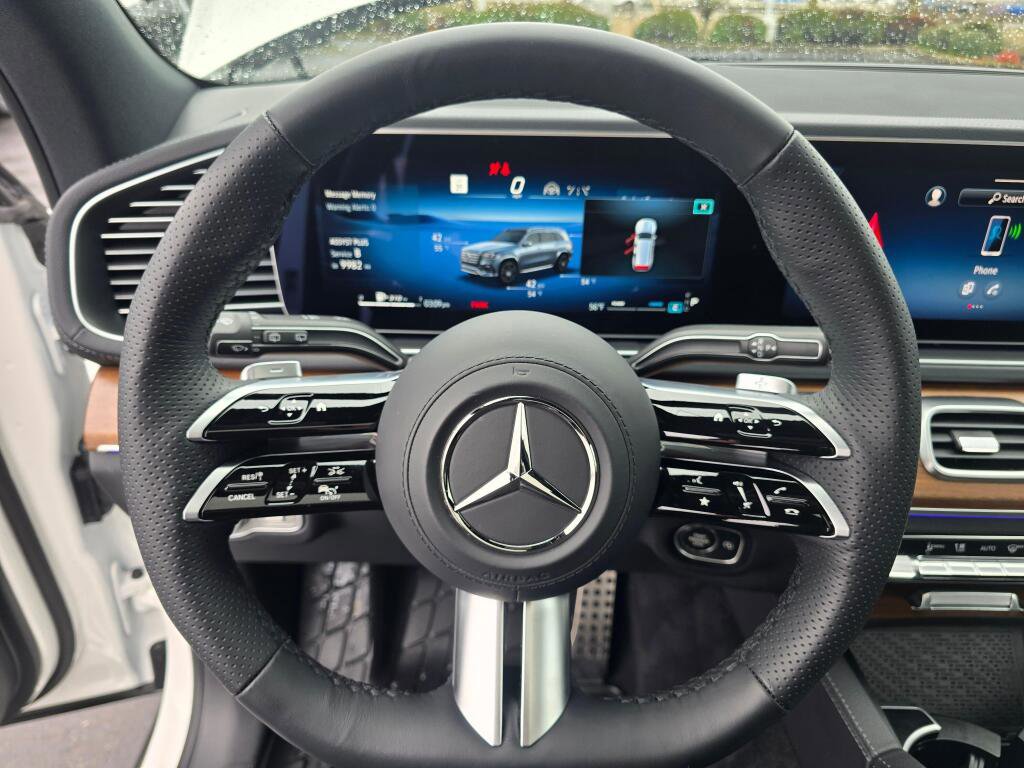 Certified 2025 Mercedes-Benz GLS 580 4MATIC image 14