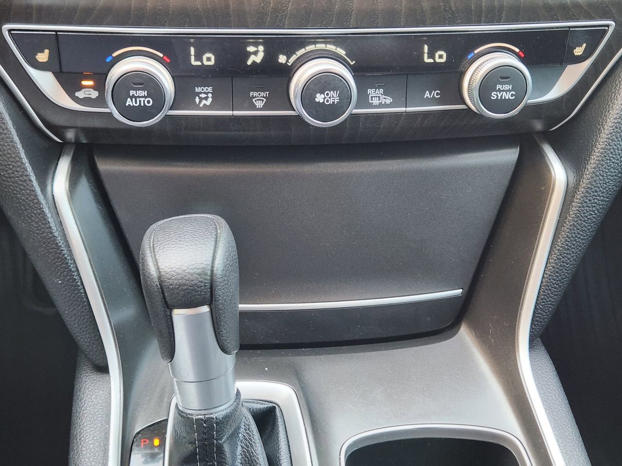 Used 2020 Honda Accord EX image 18
