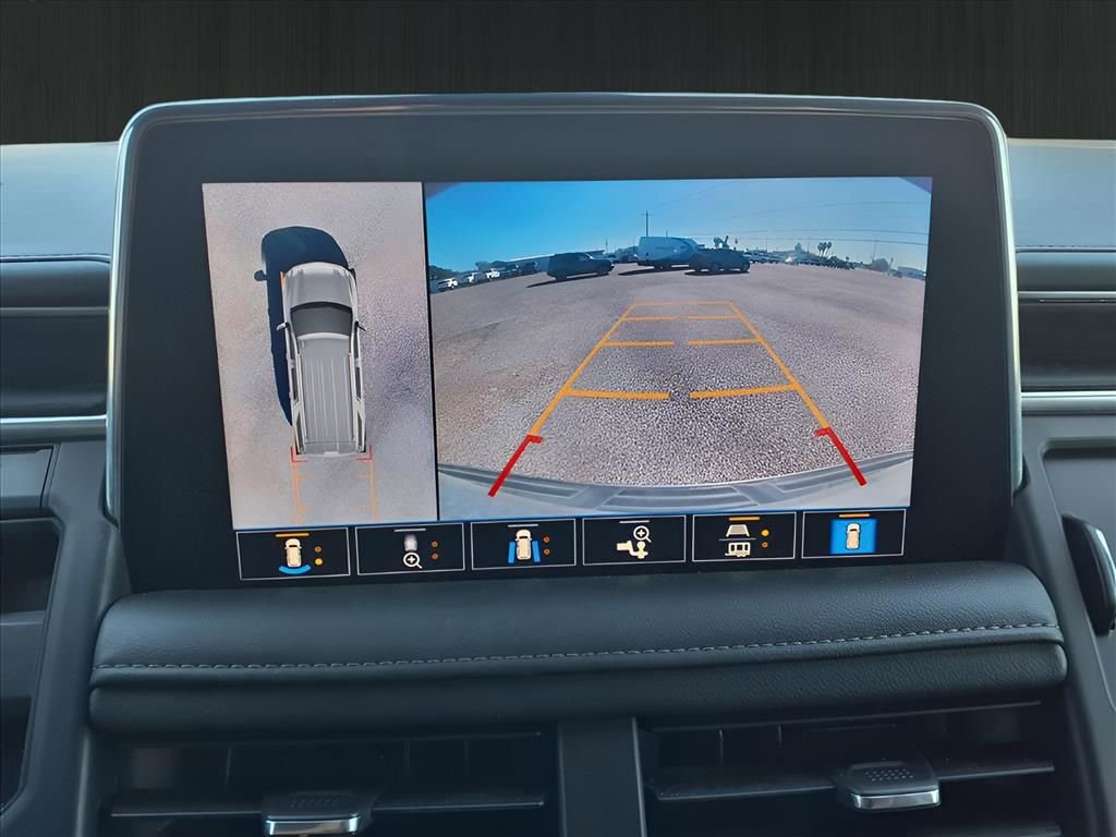 Used 2021 Chevrolet Tahoe Z71 w/ Luxury Package image 18