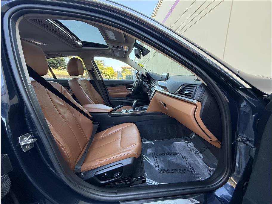 Used 2014 BMW 328i Sedan RWD image 25