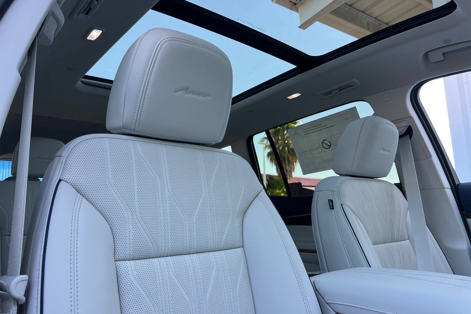 New 2026 Buick Enclave Avenir w/ Super Cruise Package FWD image 16