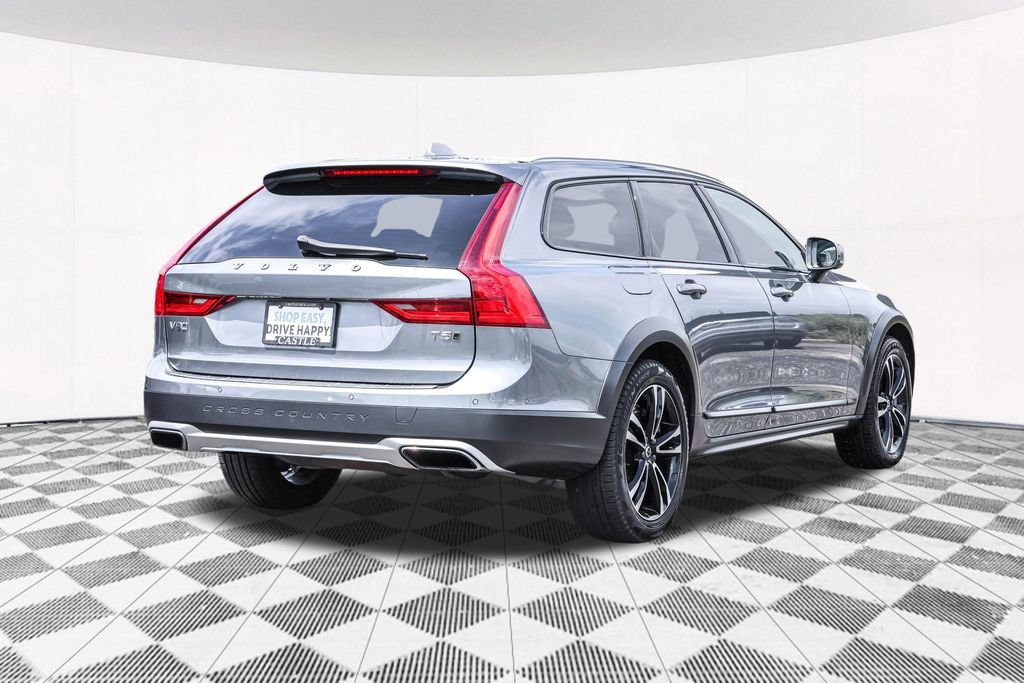 Used 2018 Volvo V90 T5 Cross Country w/ Convenience Package AWD/4WD image 14