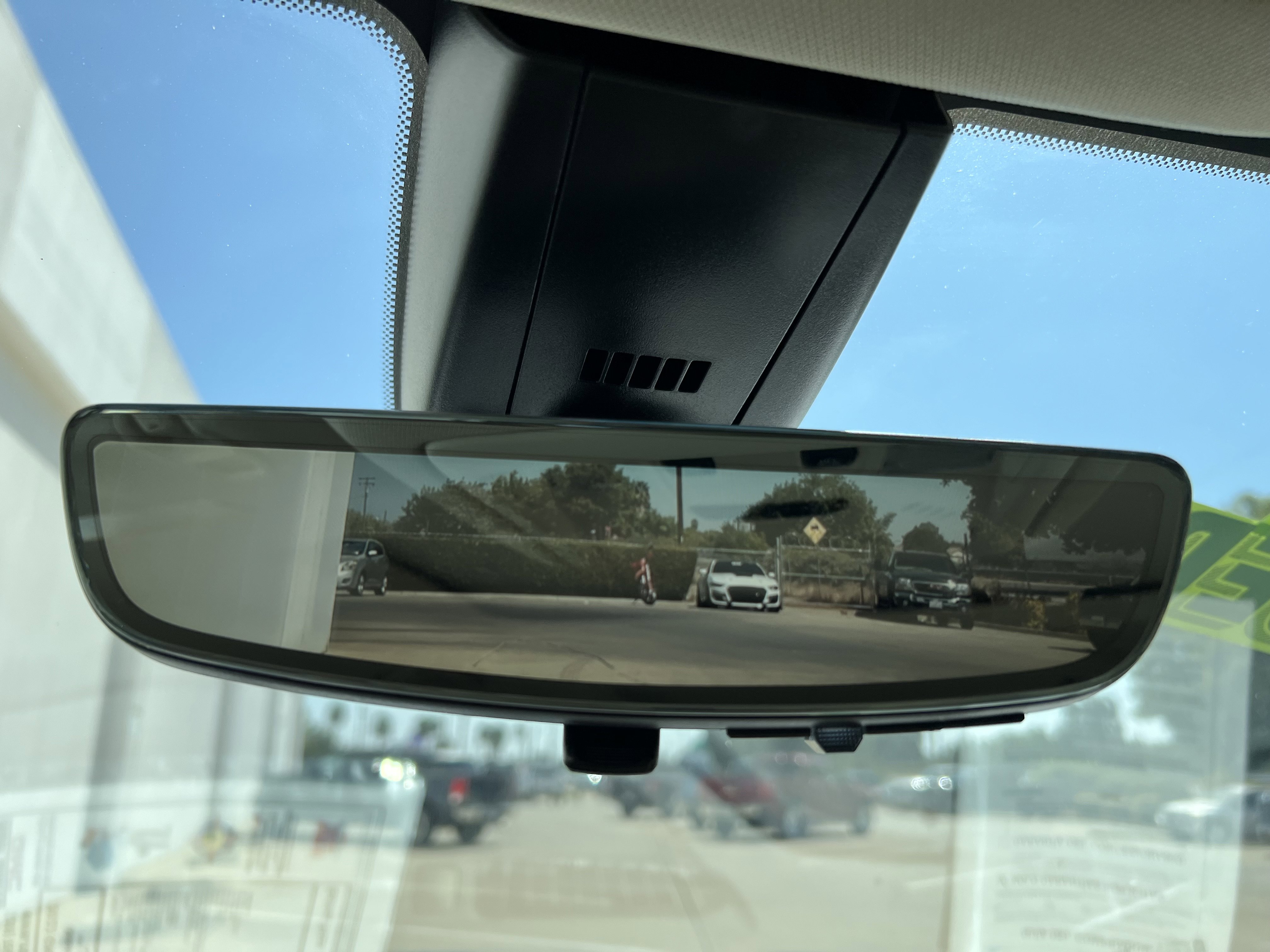 Used 2022 GMC Acadia Denali w/ Denali Ultimate Package image 23