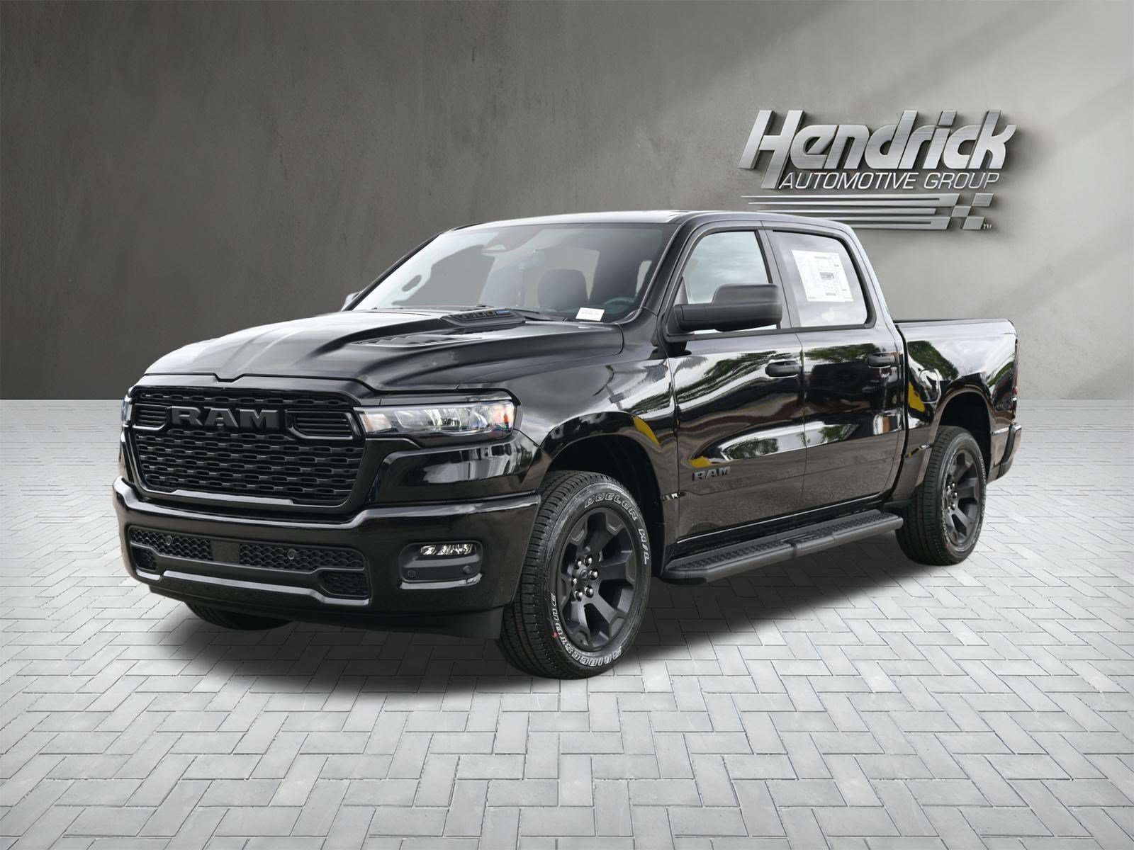 New 2026 RAM 1500 Express AWD/4WD image 5