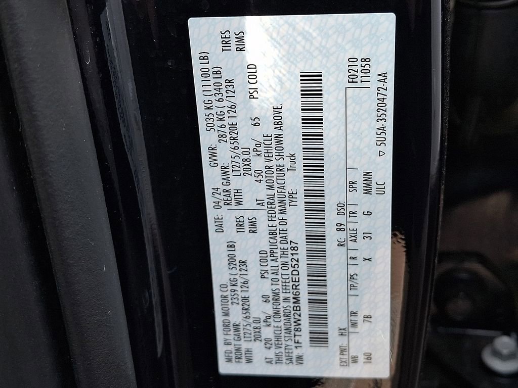 Used 2024 Ford F250 Platinum image 27