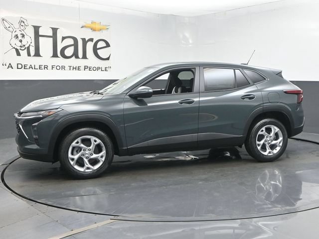 New 2026 Chevrolet Trax LS w/ LS Convenience Package FWD image 10