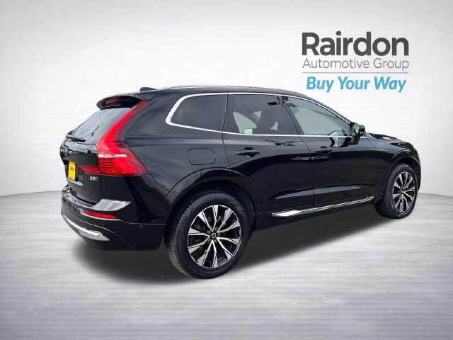Used 2023 Volvo XC60 B5 Plus AWD/4WD image 7