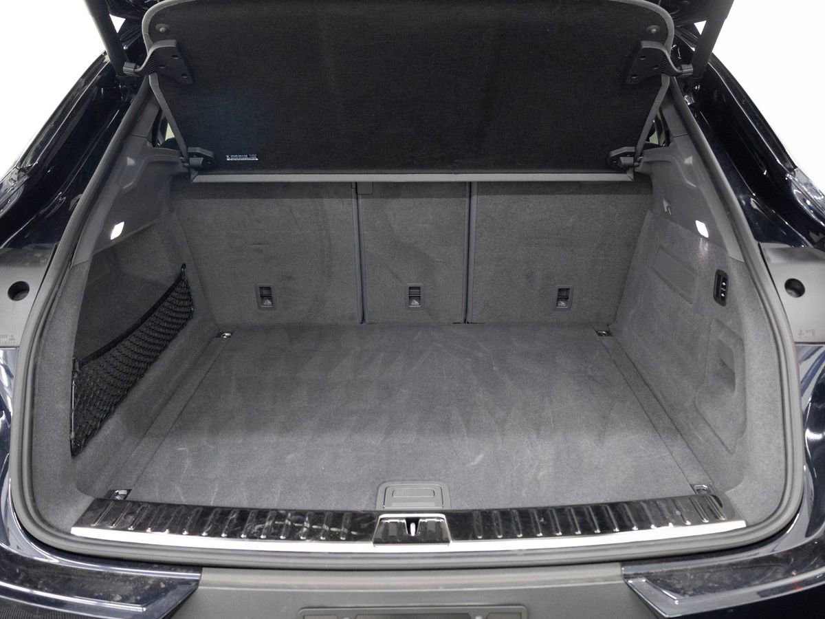 Certified 2023 Porsche Cayenne Coupe image 27