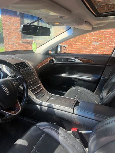 Used 2016 Lincoln MKZ Hybrid w/ Equipment Group 600A Reserve FWD image 12