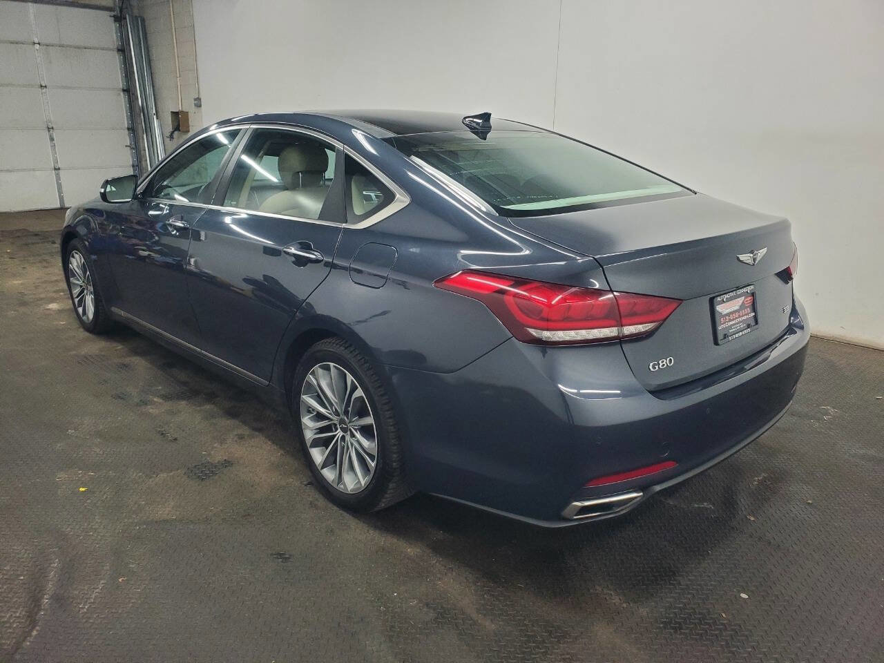 Used 2017 Genesis G80 3.8 w/ Option Group 02 image 5