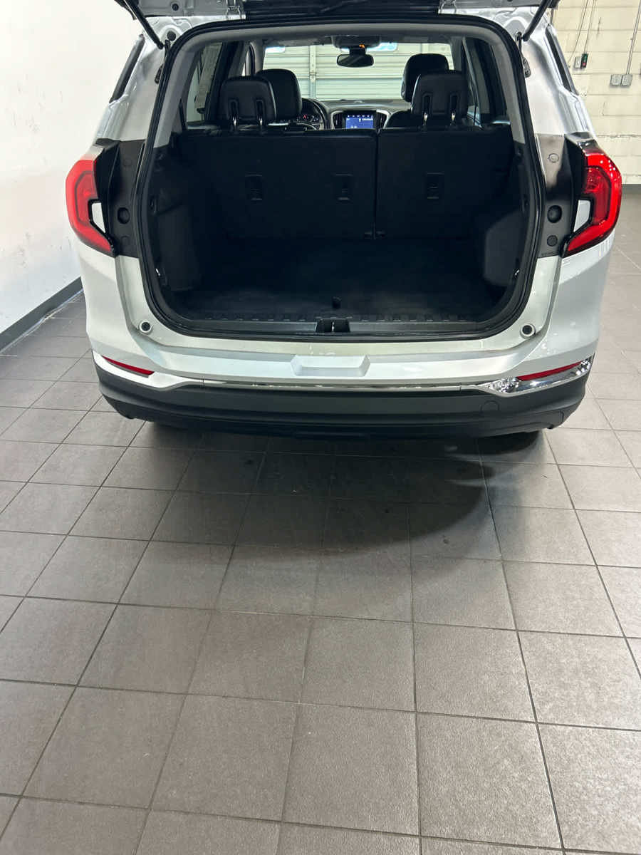 Used 2020 GMC Terrain SLT AWD/4WD image 10