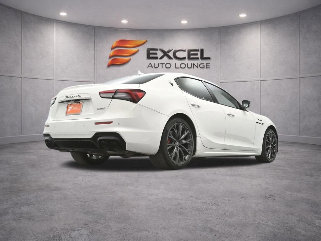 Used 2022 Maserati Ghibli Modena RWD image 55