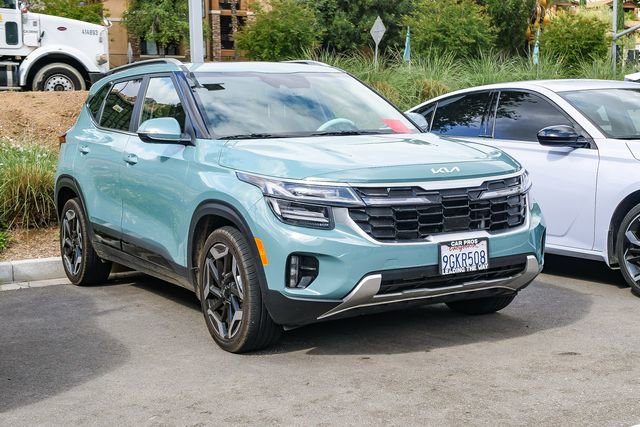 Certified 2024 Kia Seltos SX w/ SX Sunroof Package AWD/4WD image 2