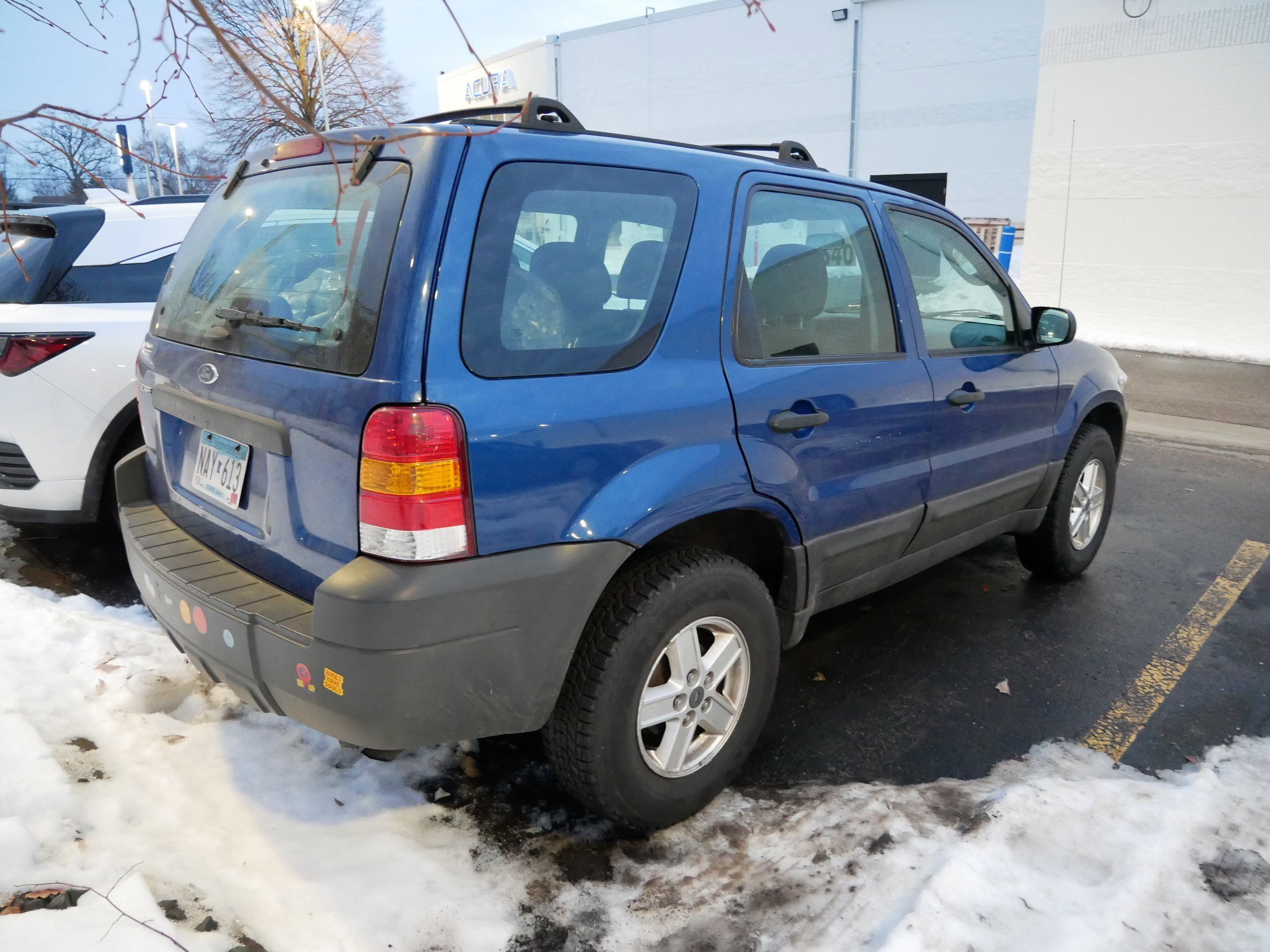 Used 2007 Ford Escape XLS image 3