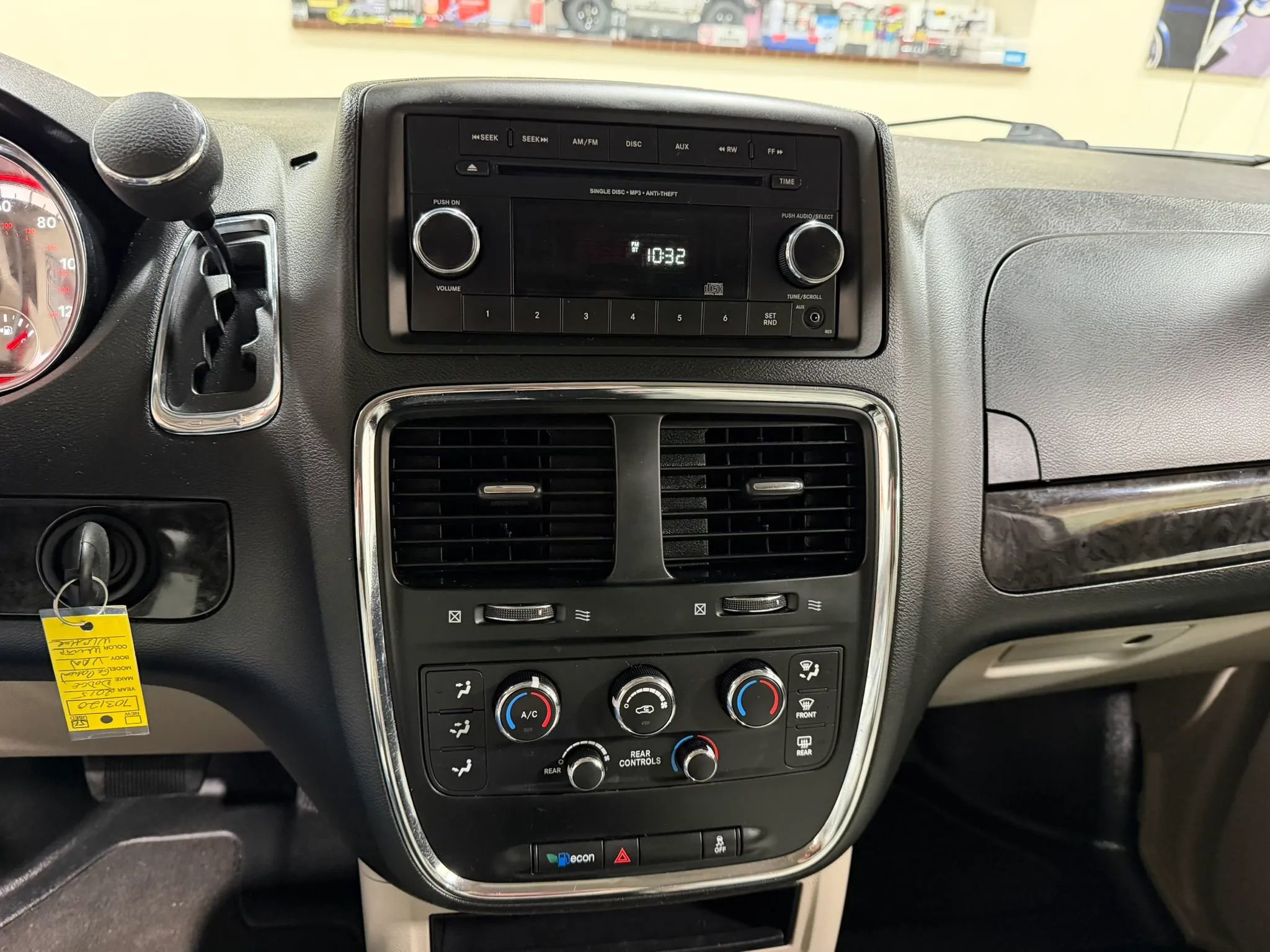 Used 2015 Dodge Grand Caravan SE w/ Quick Order Package 29E SE FWD image 38
