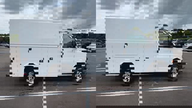 New 2025 GMC Savana 3500 w/ Power Convenience Package image 9