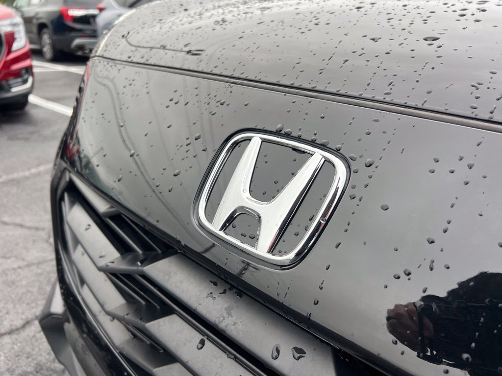 Used 2025 Honda HR-V Sport image 28