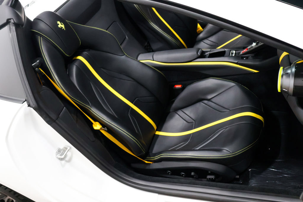 Used 2022 Ferrari 812 GTS RWD image 64