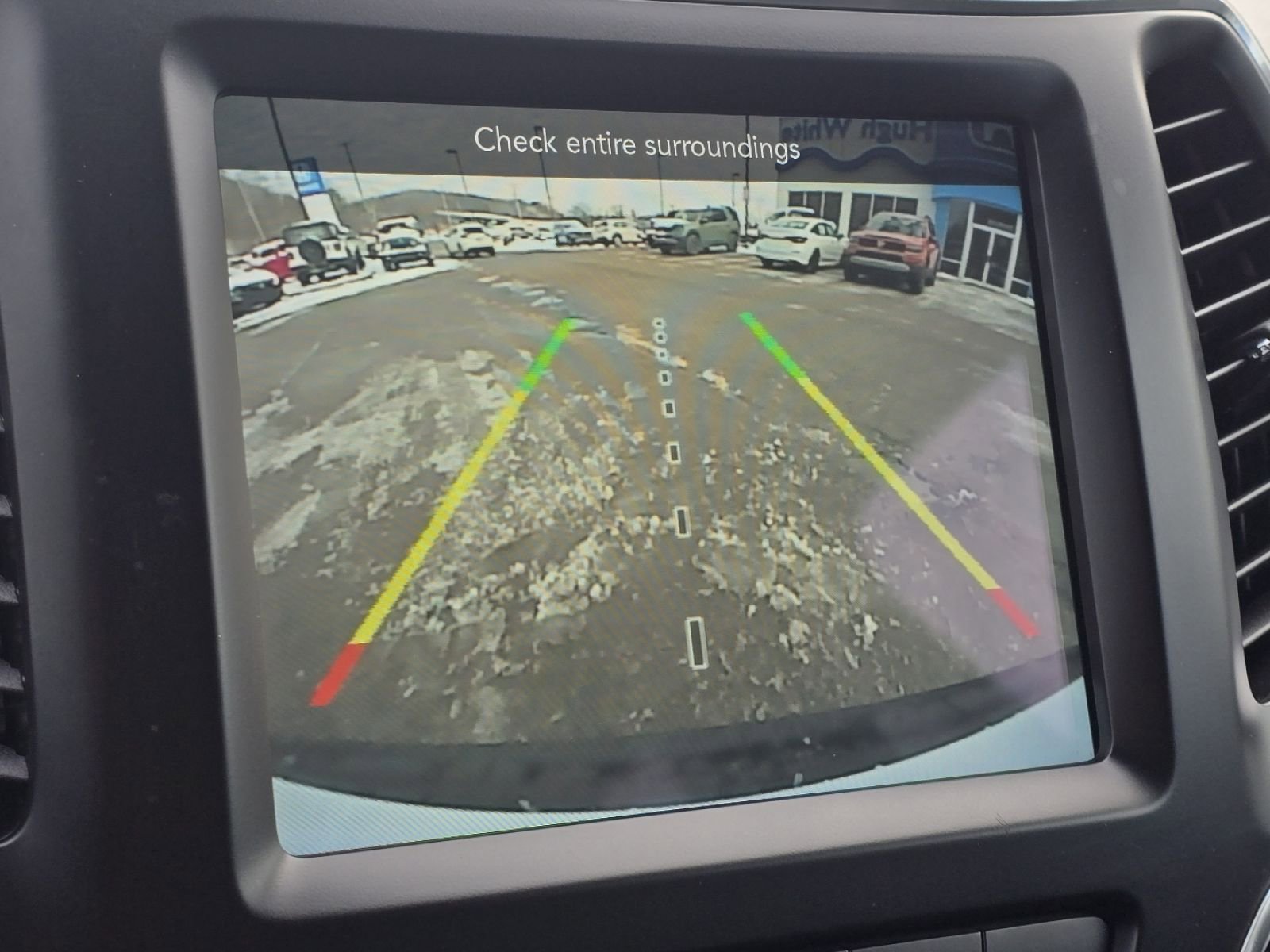 Used 2021 Jeep Cherokee Latitude Lux w/ Comfort/Convenience Group image 6