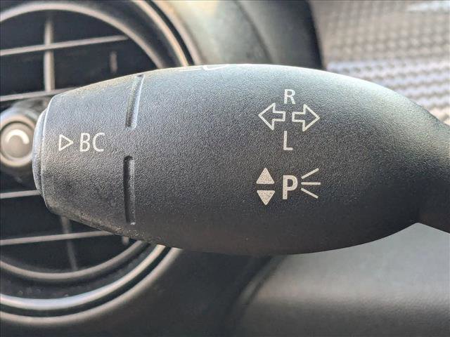 Used 2017 MINI Cooper 2-Door Hardtop image 13