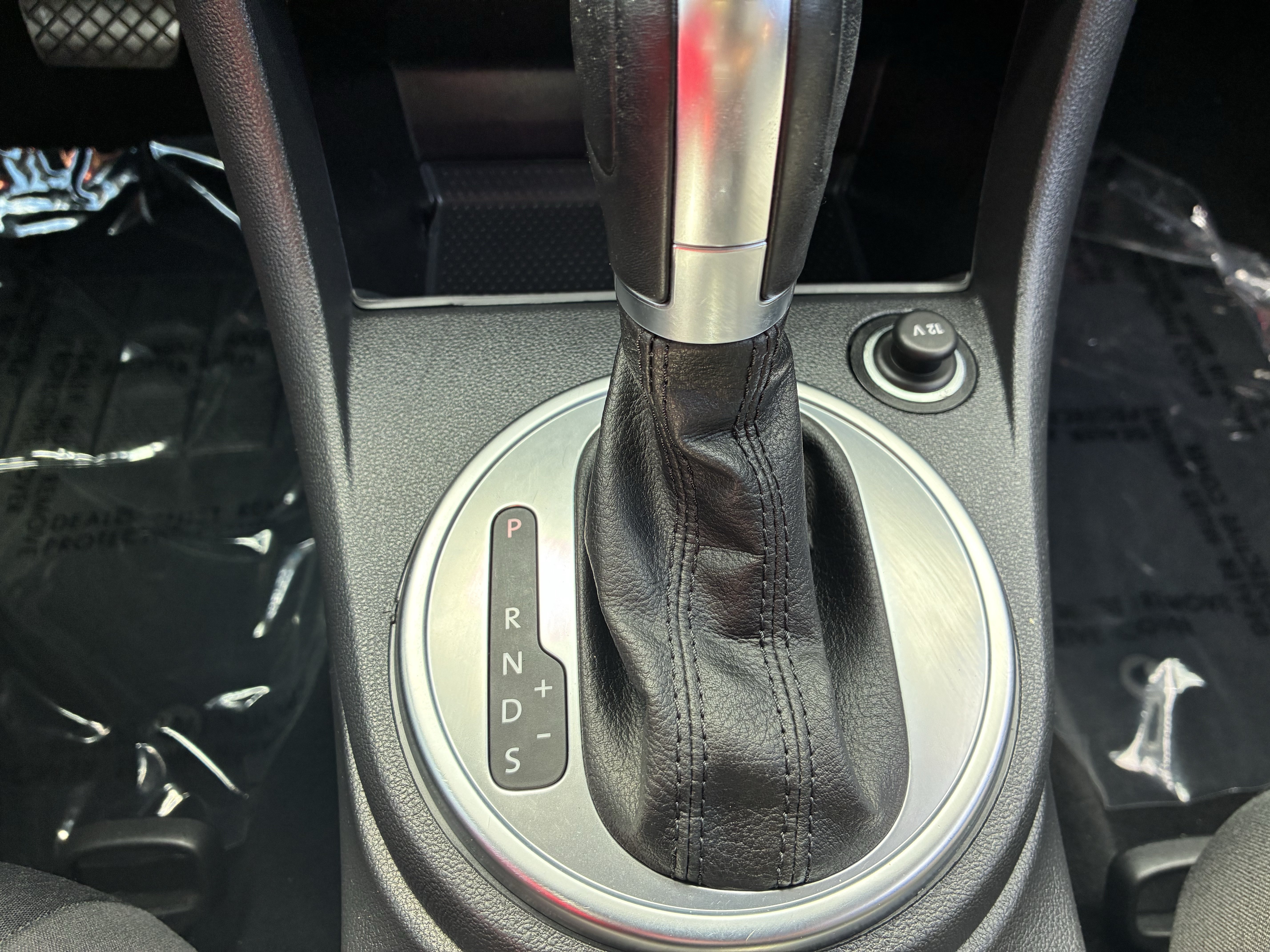 Used 2019 Volkswagen Beetle 2.0T S FWD image 28