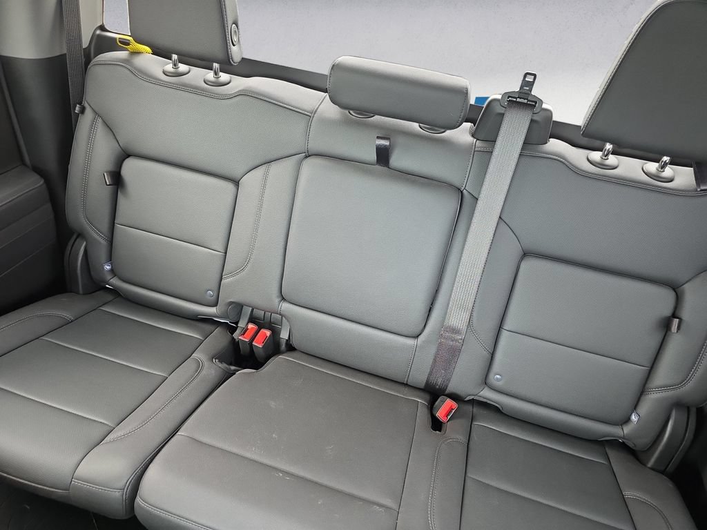 Used 2026 GMC Sierra 1500 SLT w/ SLT Premium Package AWD/4WD image 13