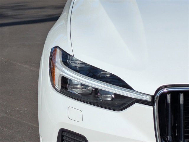 Used 2022 Volvo XC60 B5 Momentum w/ Advanced Package image 10