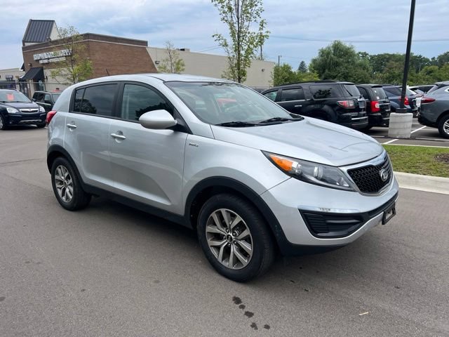 Used 2016 Kia Sportage LX AWD/4WD image 3