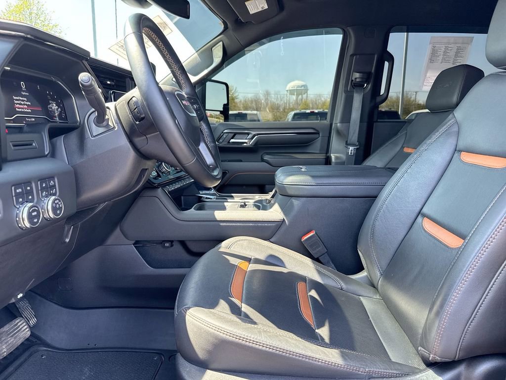 Used 2024 GMC Sierra 2500 AT4 w/ AT4 Preferred Package image 19