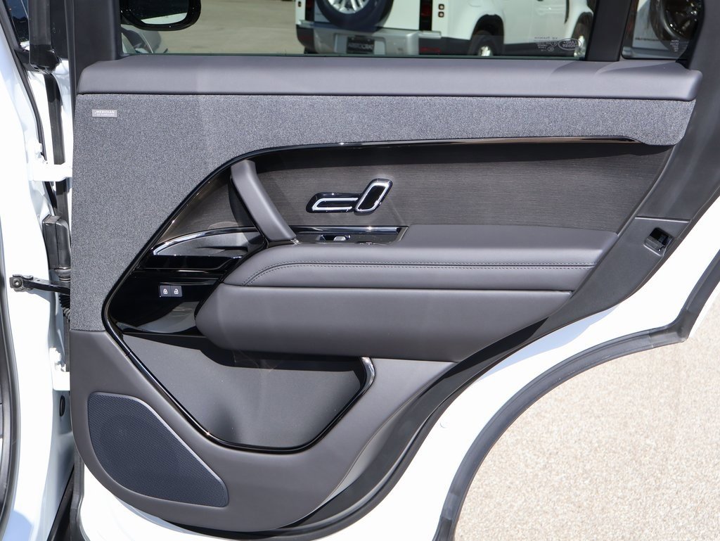 New 2025 Land Rover Range Rover Sport Dynamic SE image 30