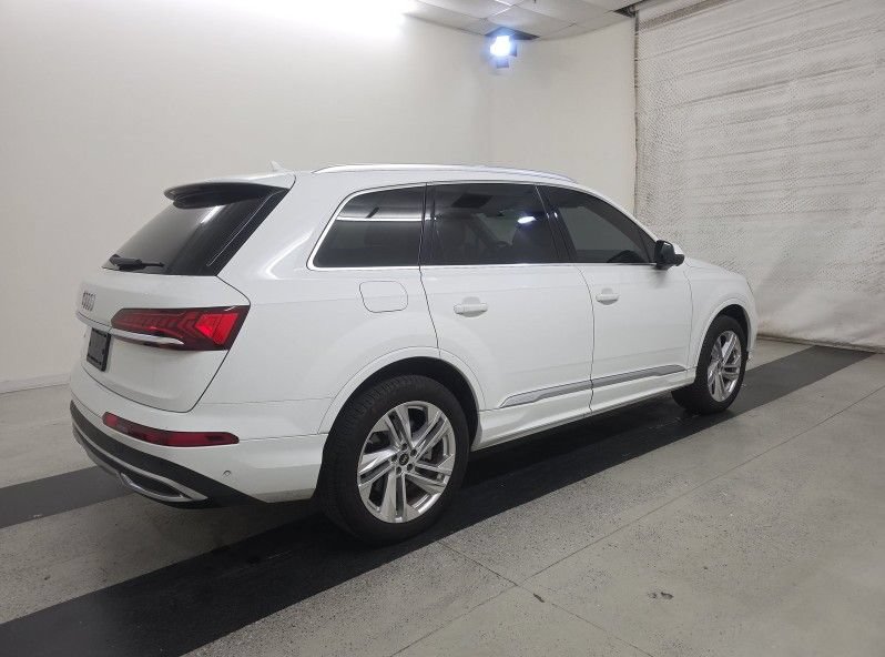 Used 2022 Audi Q7 3.0T Premium Plus AWD/4WD image 3