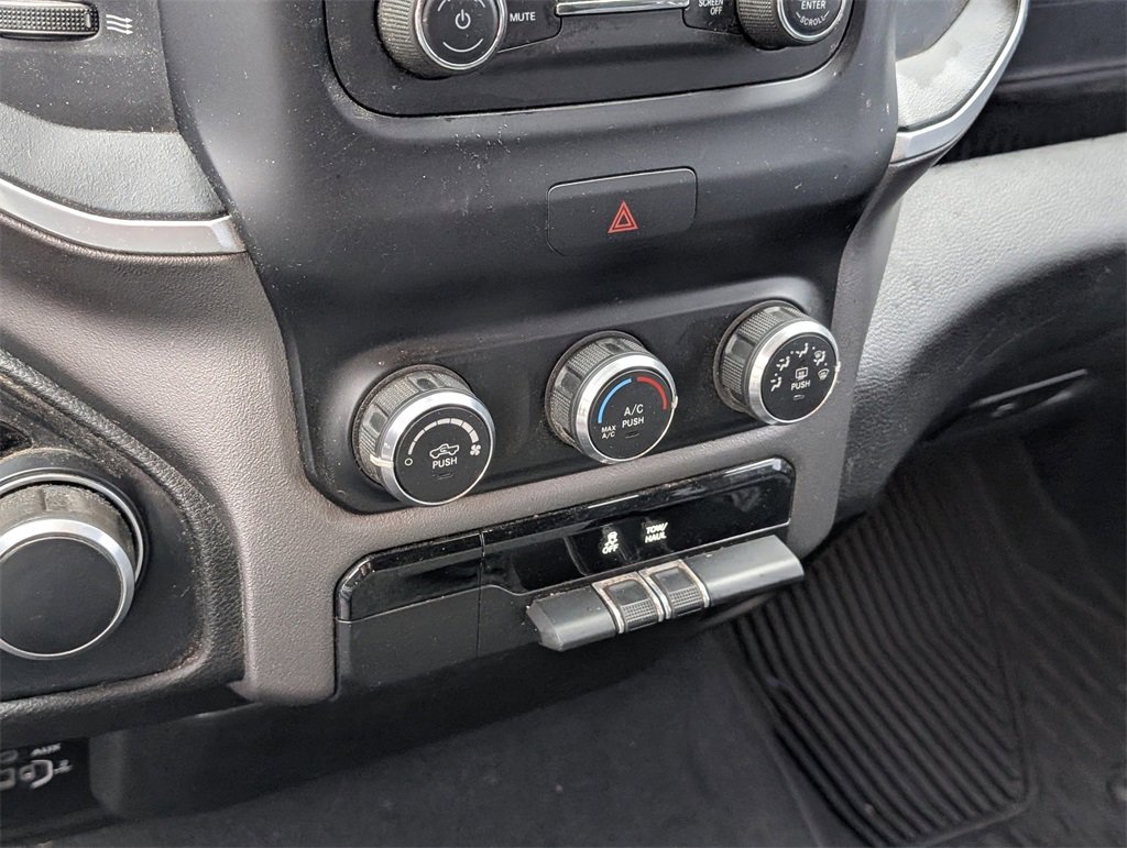 Used 2019 RAM 1500 Big Horn image 12