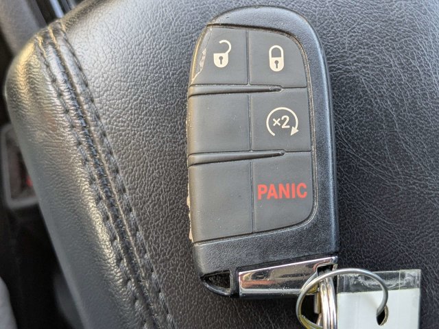 Used 2023 Jeep Compass Limited AWD/4WD image 33