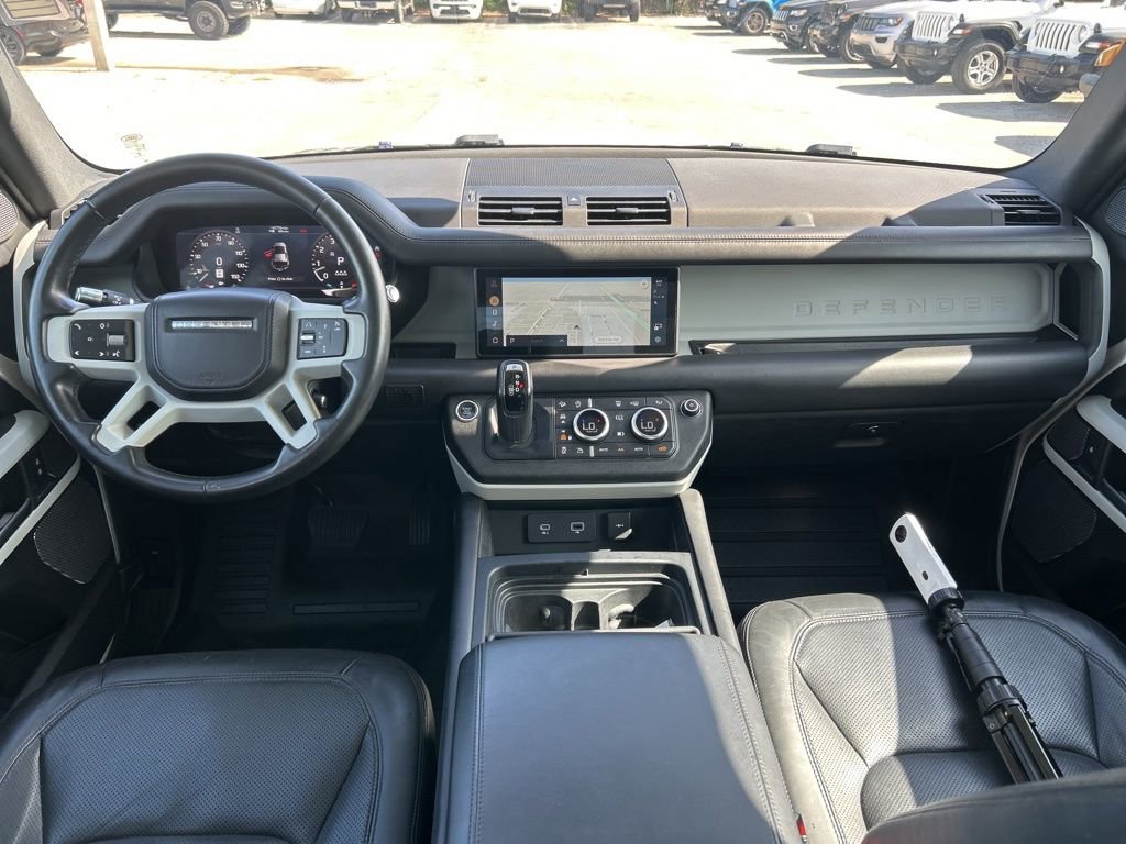 Used 2020 Land Rover Defender 110 HSE image 34