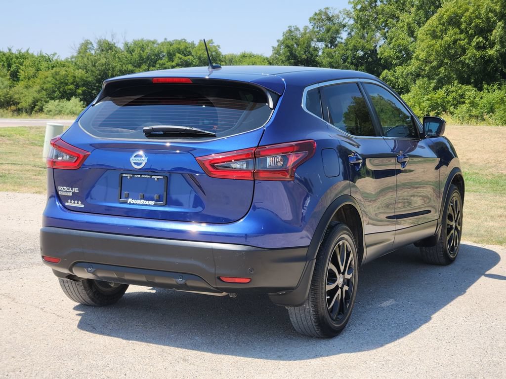 Used 2022 Nissan Rogue Sport S FWD image 7