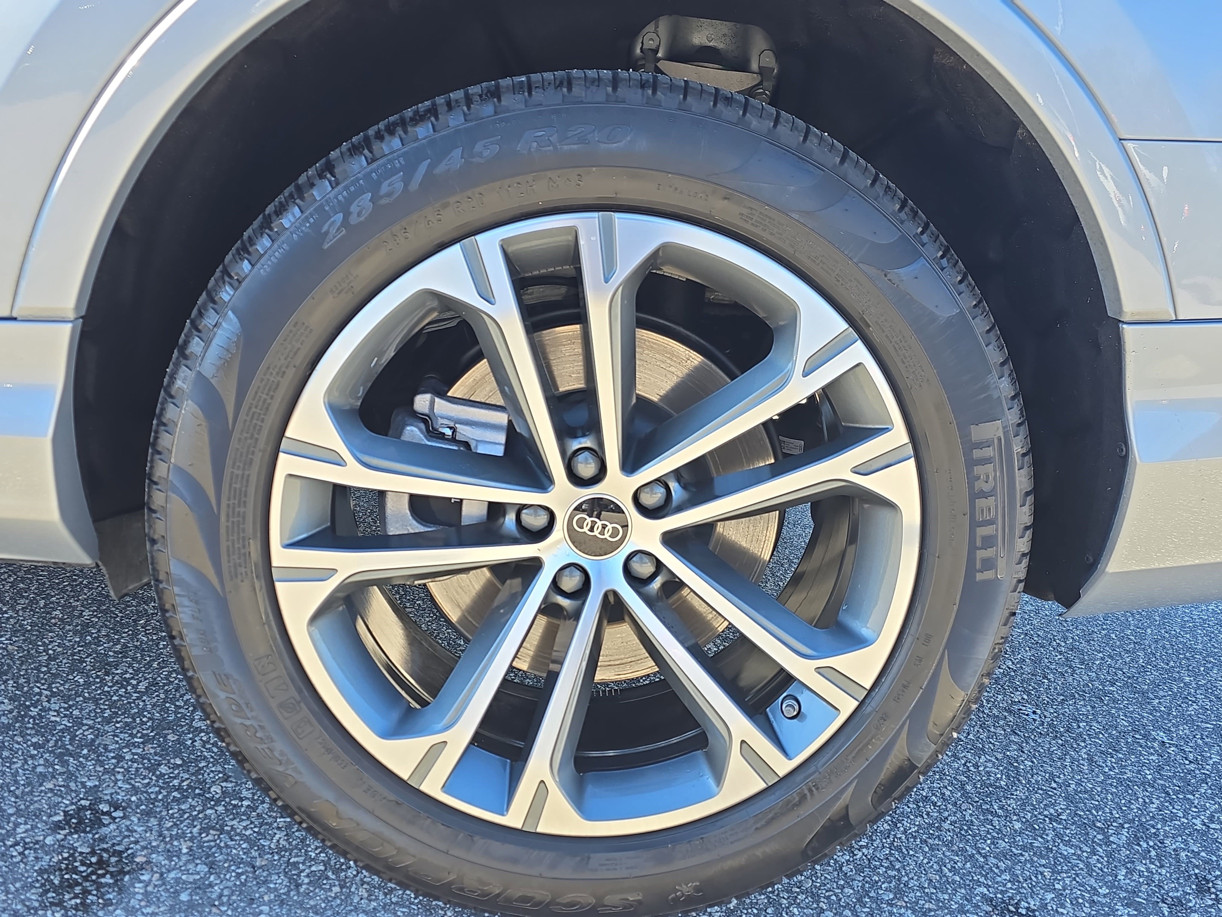 Certified 2025 Audi Q7 2.0T Premium Plus w/ Premium Plus Package image 32