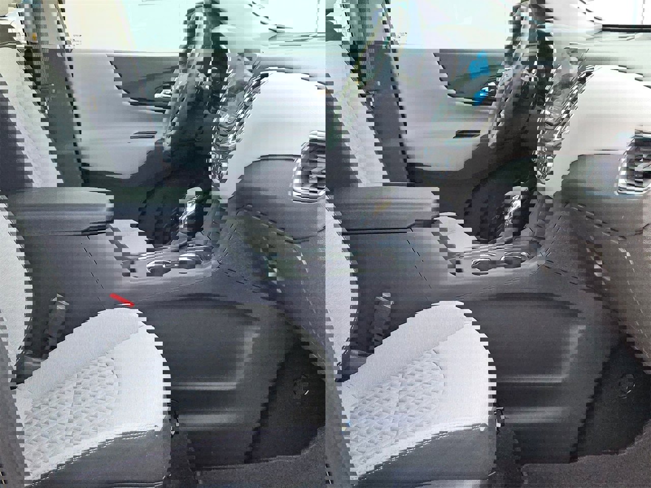 Used 2024 Chevrolet Equinox LT image 24