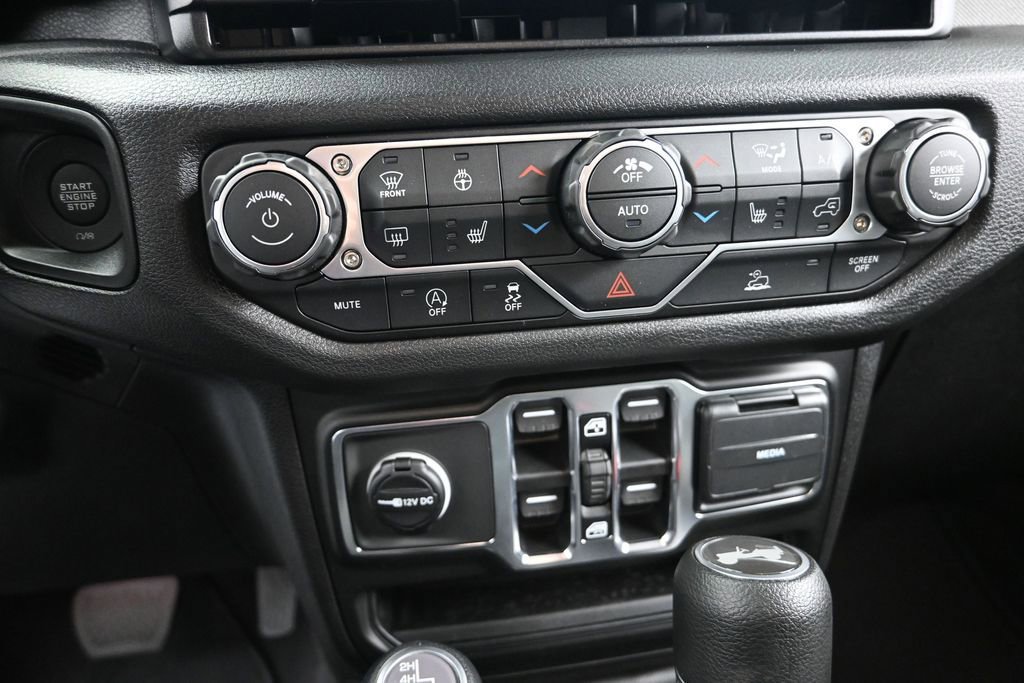 Used 2026 Jeep Wrangler Unlimited Sport AWD/4WD image 14