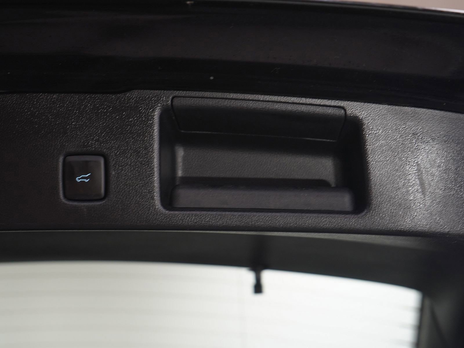 Used 2023 Ford Escape Platinum image 12