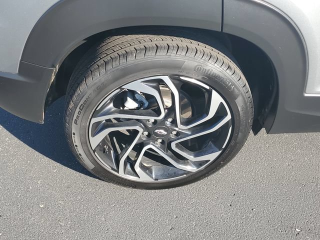 Used 2025 Chevrolet TrailBlazer RS w/ Convenience Package FWD image 5