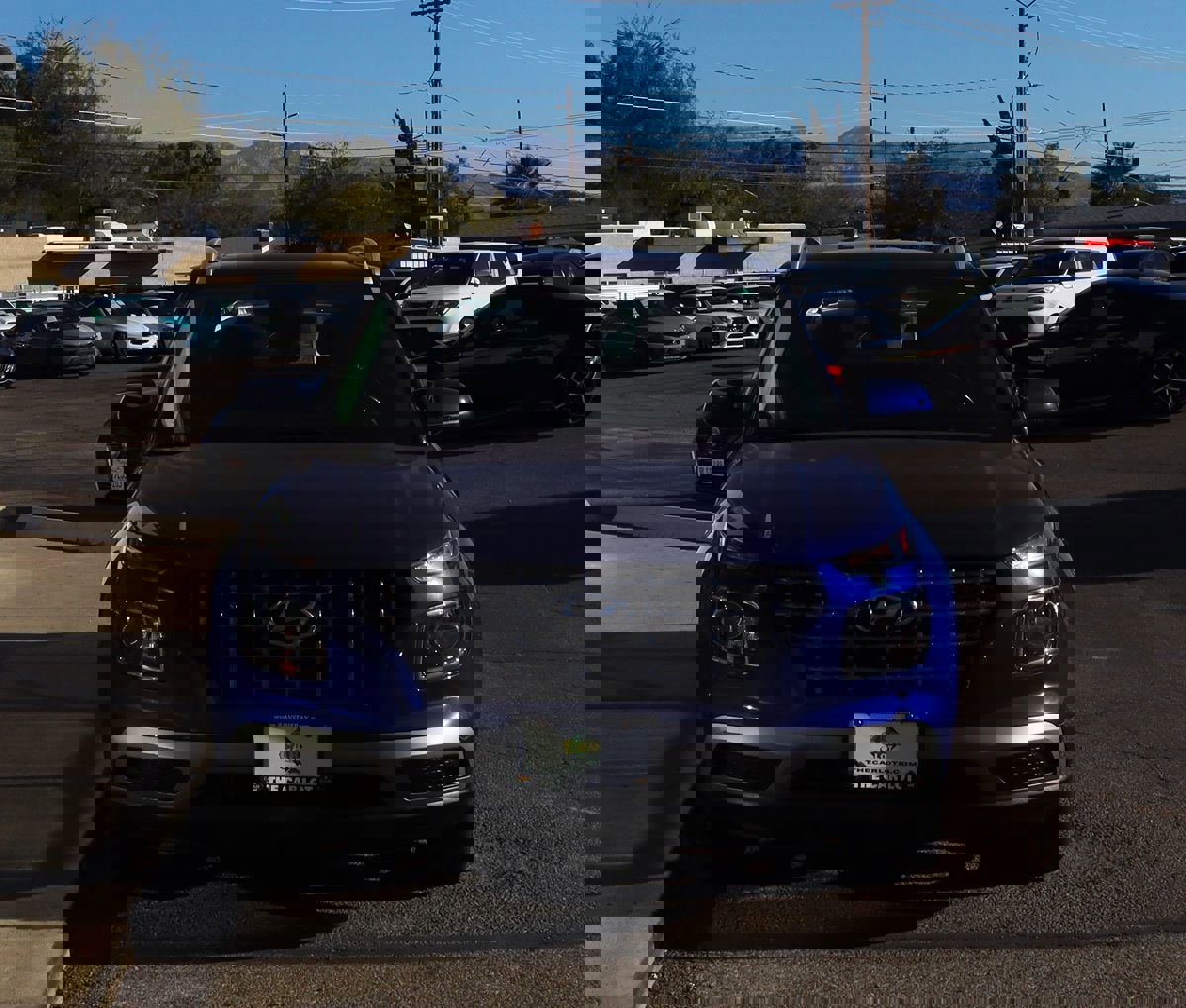 Used 2024 Hyundai Venue SEL image 16