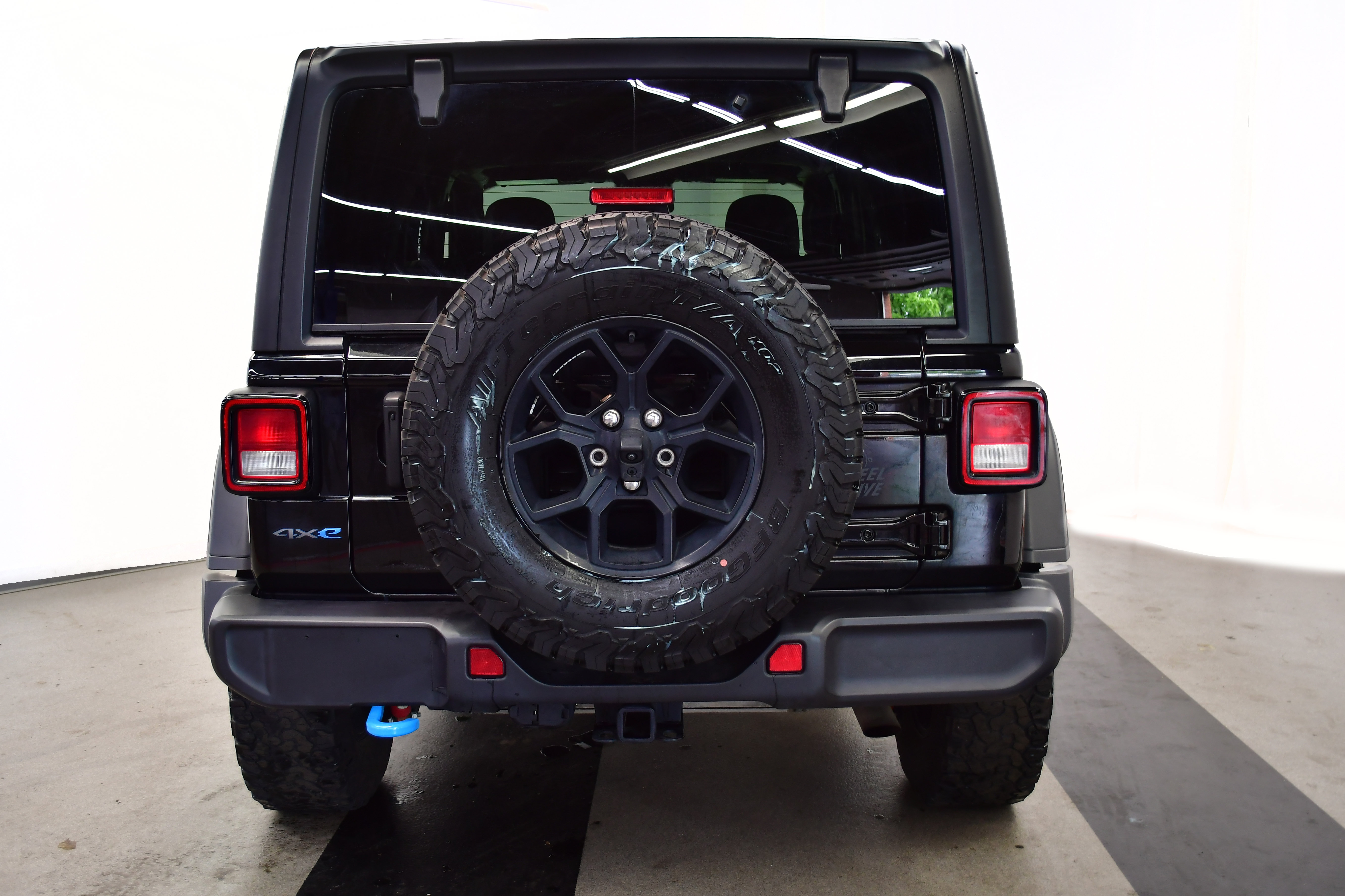 Used 2024 Jeep Wrangler Unlimited AWD/4WD image 6