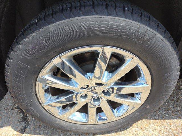 Used 2014 Ford Edge SEL w/ Equipment Group 205A FWD image 17
