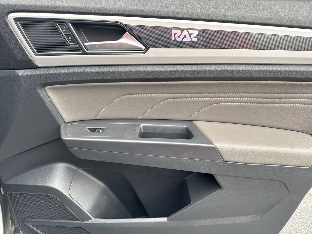 Used 2021 Volkswagen Atlas Cross Sport SE FWD image 14