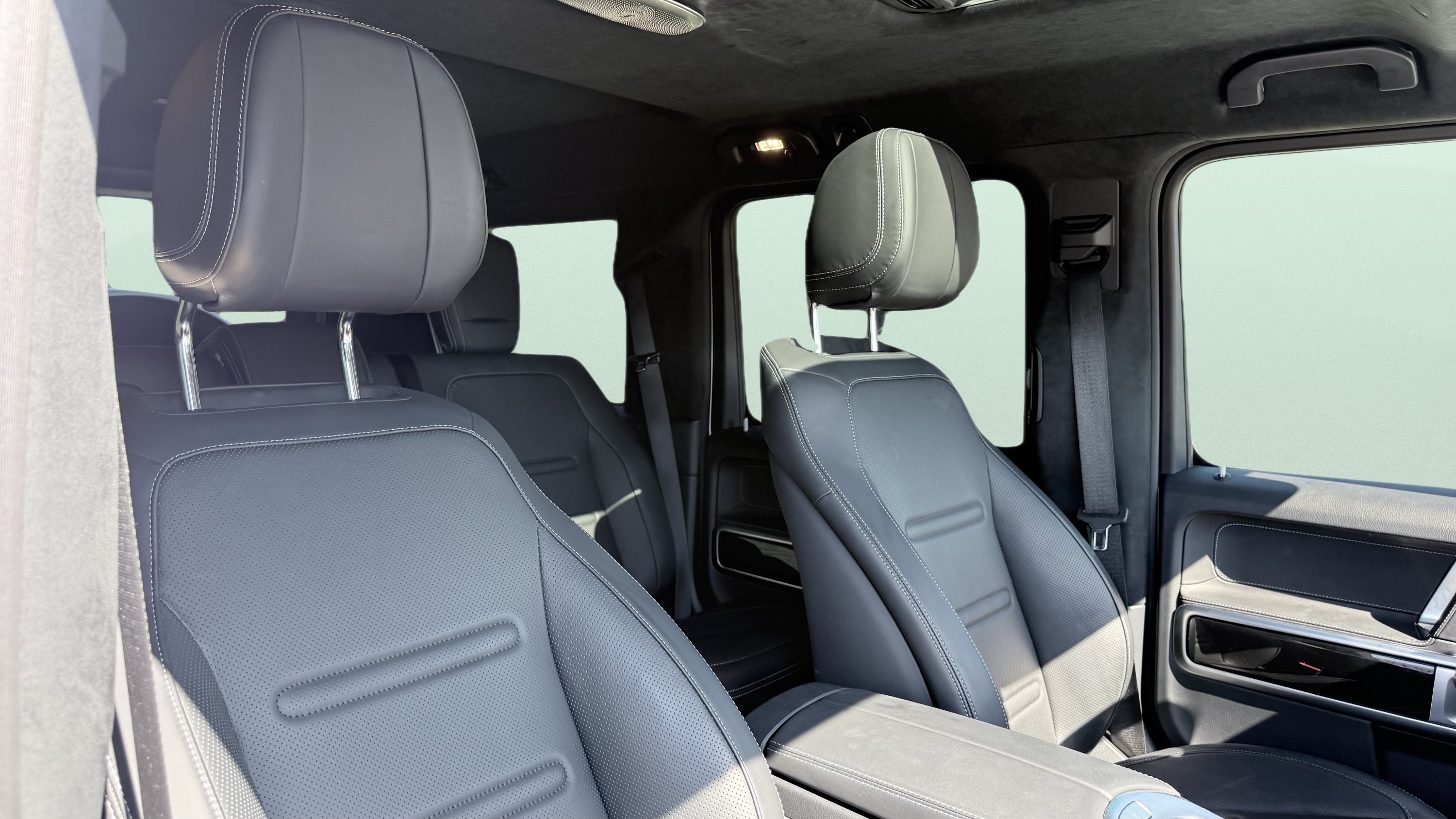 Used 2025 Mercedes-Benz G 550 image 47