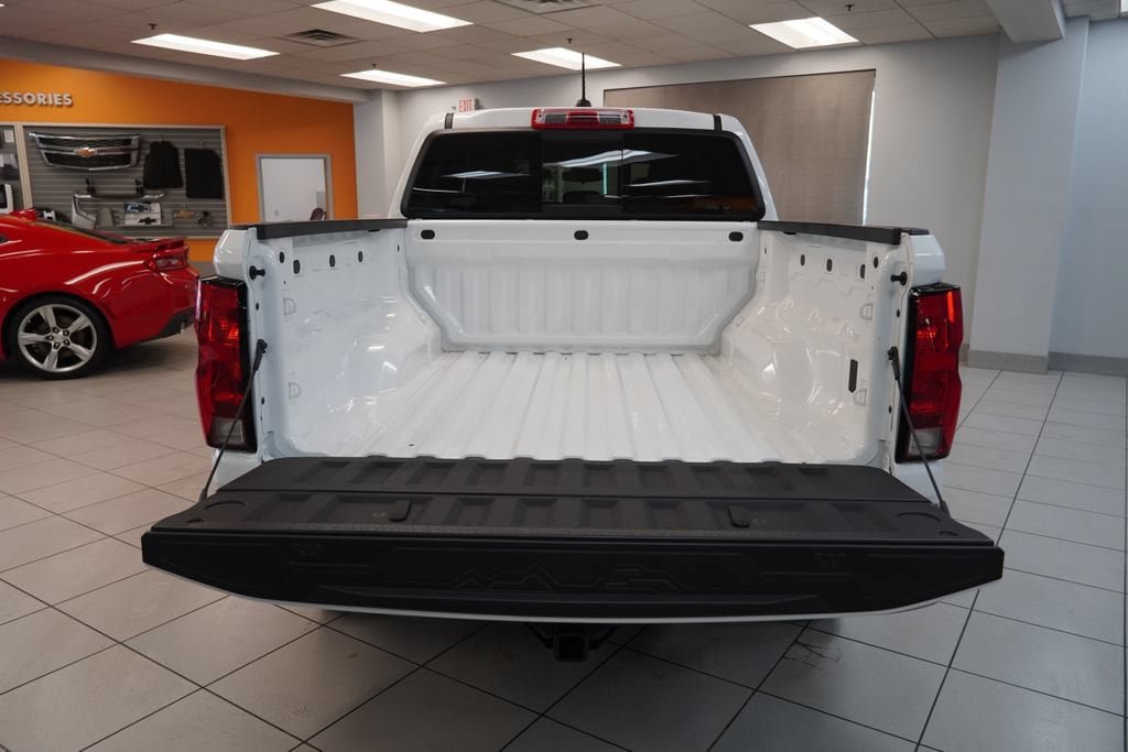 New 2026 Chevrolet Colorado W/T w/ Advanced Trailering Package AWD/4WD image 9