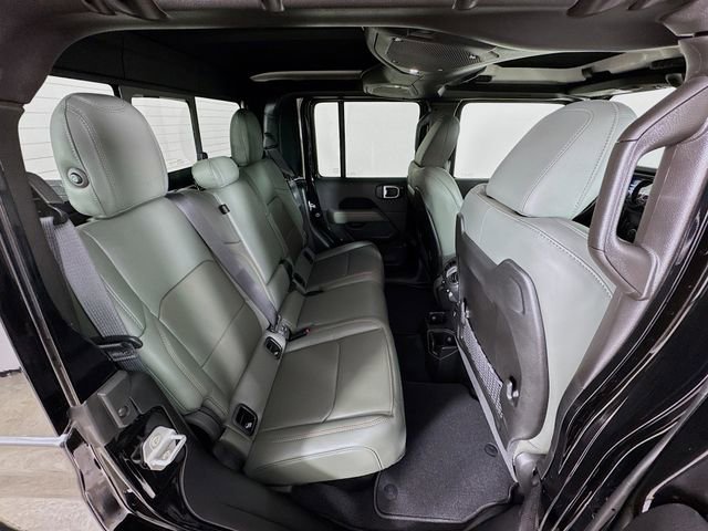 New 2025 Jeep Gladiator Mojave image 30