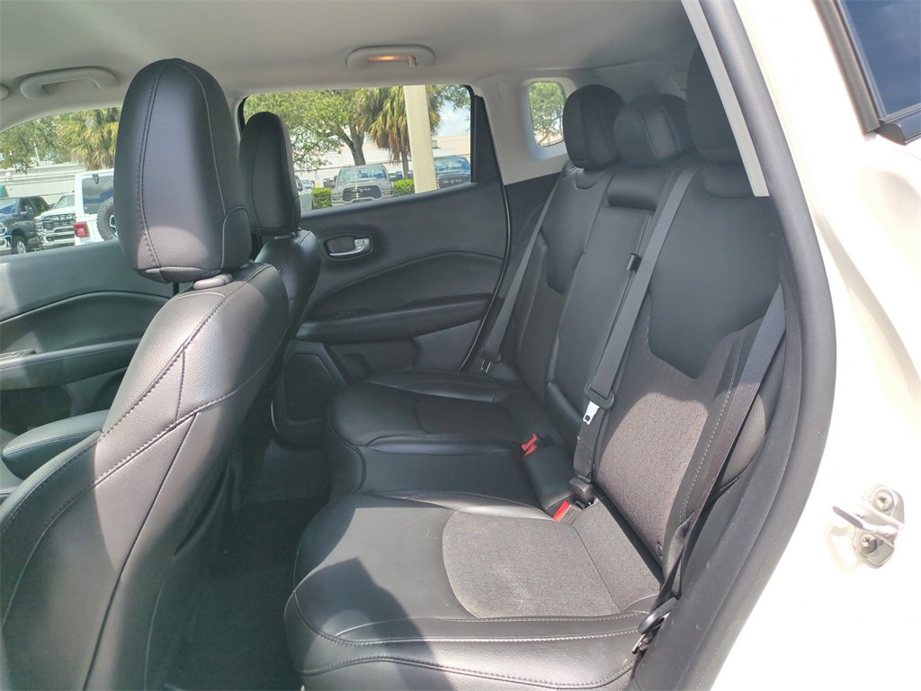 Certified 2021 Jeep Compass Latitude image 16