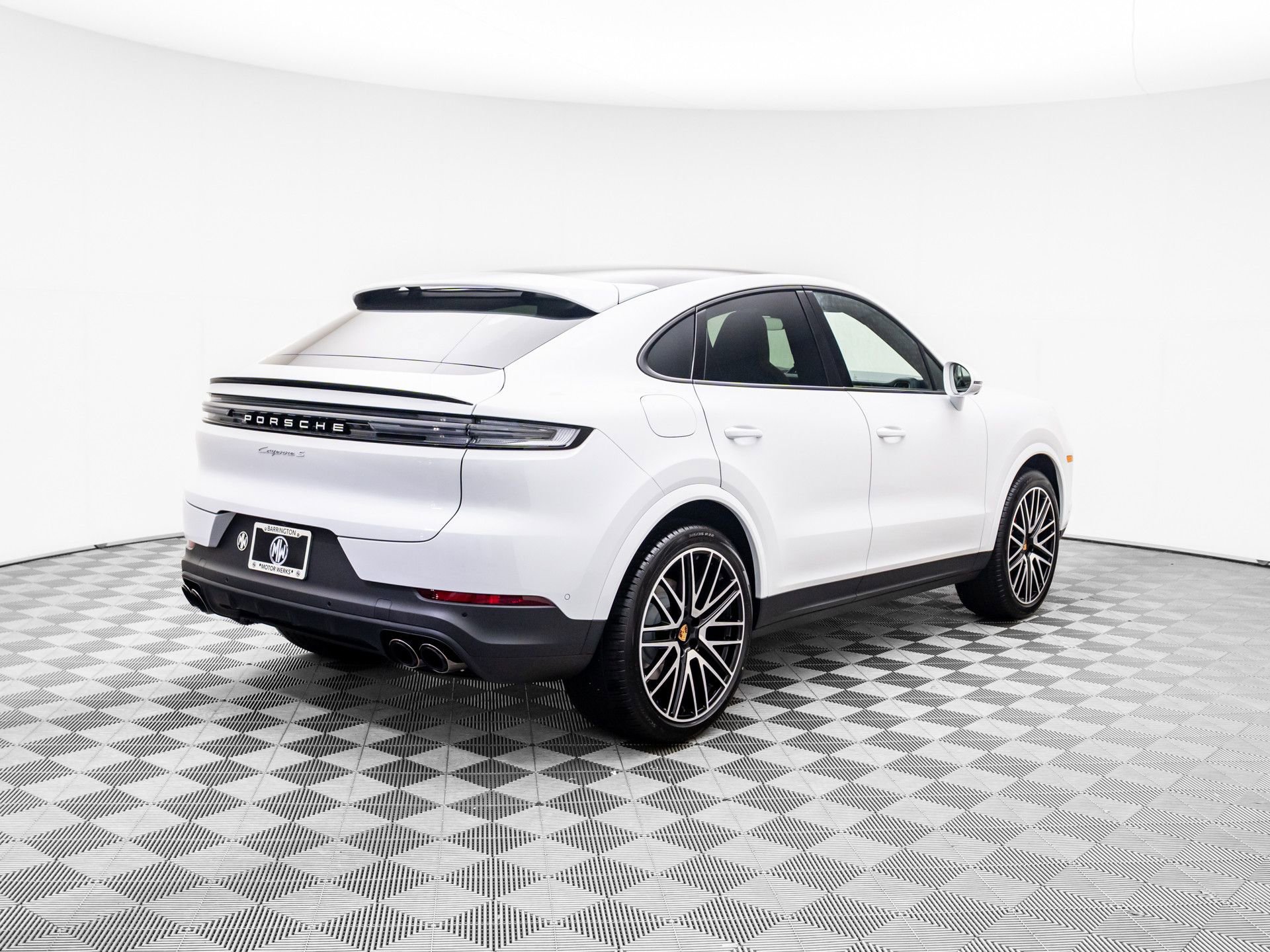 New 2025 Porsche Cayenne S image 7